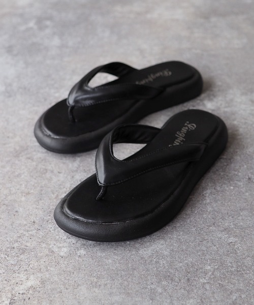 Riberry（リベリー）の「厚底ビーチサンダル（サンダル・レディース・ブラック/ベージュ/アイボリー・MEDIUM/LARGE）」の9枚目の写真