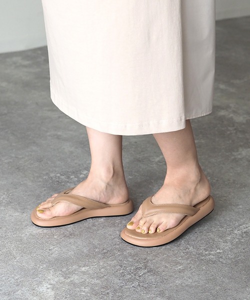 Riberry（リベリー）の「厚底ビーチサンダル（サンダル・レディース・ブラック/ベージュ/アイボリー・MEDIUM/LARGE）」の10枚目の写真