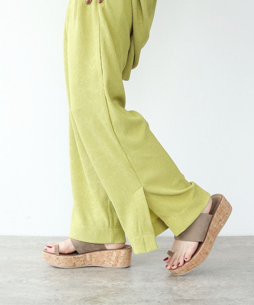 【セール】Sugar Rose / tuck flare pants(スリット入りワイドパンツ)（その他パンツ）｜DRESSLAVE（ドレスレイブ）