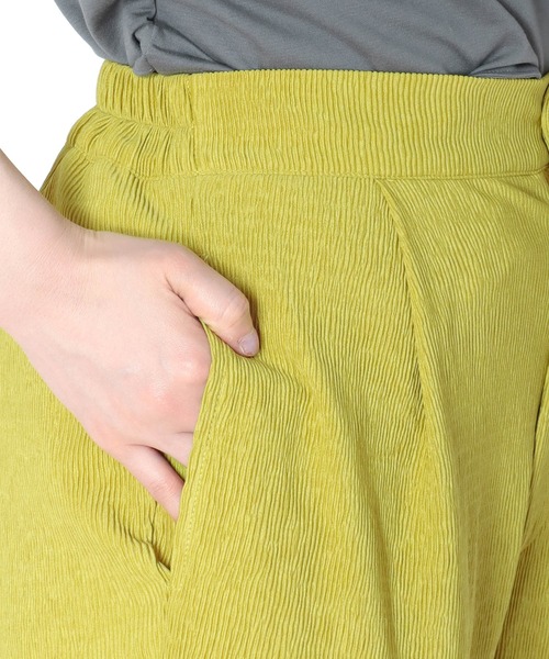 【セール】Sugar Rose / tuck flare pants(スリット入りワイドパンツ)（その他パンツ）｜DRESSLAVE（ドレスレイブ）