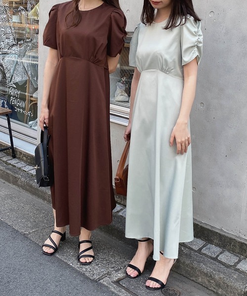 ADIRA(アディラ)の「ギャザースリーブワンピース(ワンピース・レディース・ブラウン/ミント・MEDIUM)」の18枚目の写真