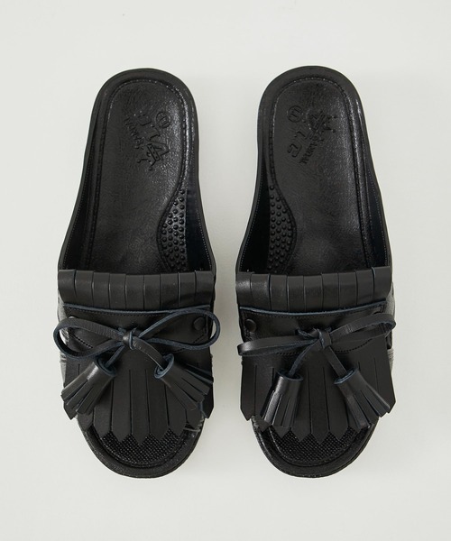 BENCH(BENSAN)(ベンチ)の「BENSAN-D LOAFER RIBBON TUSSEL(サンダル・メンズ・ホワイト/ブラック・L/XL)」の5枚目の写真