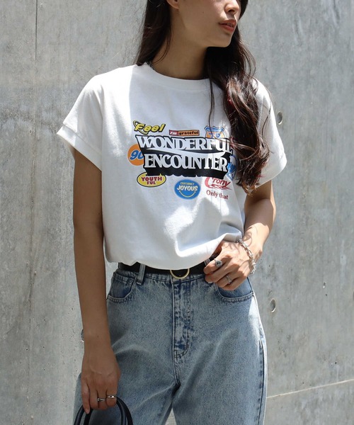 HONEYSUCKLE ROSE（ハニーサックルローズ）の「【HONEYSUCKLE ROSE】フレンチスリーブプリントＴシャツ（Tシャツ/カットソー・レディース・ブラック/ホワイト/レッド・M/L）」の2枚目の写真