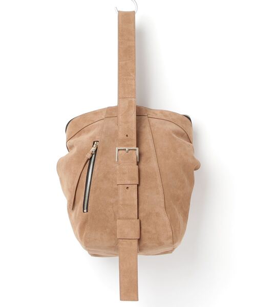 ALLSAINTS（オールセインツ）の「ANOUCK BACKPACK | ANOUCK バックパック（バックパック/リュック・レディース・タン・ONE SIZE）」の2枚目の写真