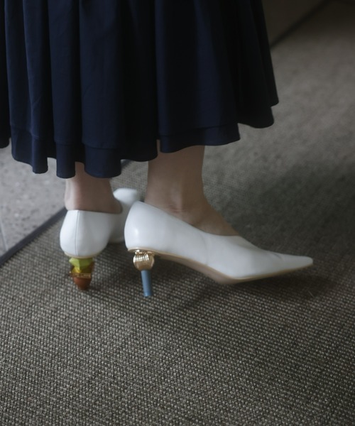 EIMY ISTOIRE（エイミーイストワール）の「アシンメトリーヒールスクエアパンプス（パンプス・レディース・グリーン系その他/ホワイト/ブラック/ブラウン・S/M/L）」の8枚目の写真