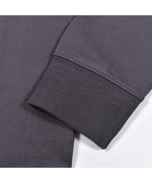 BeBe（ベベ）の「BeBe/モノクロ フォト プリント ビッグ Tシャツ (90~150cm)（Tシャツ/カットソー・キッズ・グレー/パープル・150/120/90/140/100/130/110）」の16枚目の写真