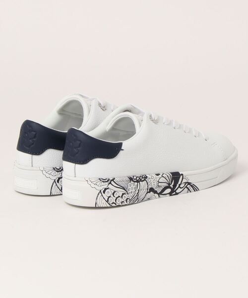 Ted Baker(テッドベーカー)の「VEMMY レトロプリント スニーカー(スニーカー・レディース・ホワイト・38/36/37/39)」の2枚目の写真