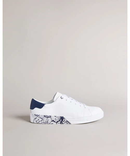 Ted Baker(テッドベーカー)の「VEMMY レトロプリント スニーカー(スニーカー・レディース・ホワイト・38/36/37/39)」の1枚目の写真