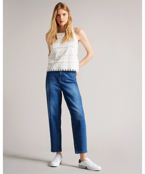Ted Baker(テッドベーカー)の「VEMMY レトロプリント スニーカー(スニーカー・レディース・ホワイト・38/36/37/39)」の4枚目の写真