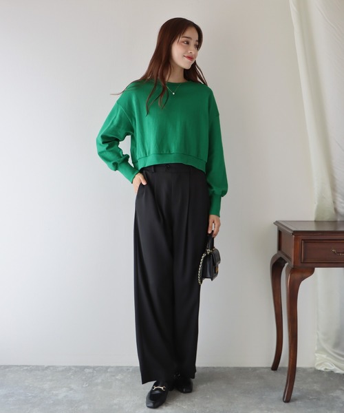 BLUEEAST（ブルーイースト）の「ボリューム袖クロップドスウェット（スウェット・レディース・アイボリー/モカ/グリーン/パープル/ピンクベージュ・MEDIUM）」の10枚目の写真