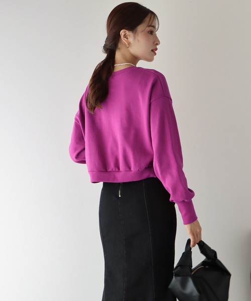BLUEEAST（ブルーイースト）の「ボリューム袖クロップドスウェット（スウェット・レディース・アイボリー/モカ/グリーン/パープル/ピンクベージュ・MEDIUM）」の15枚目の写真