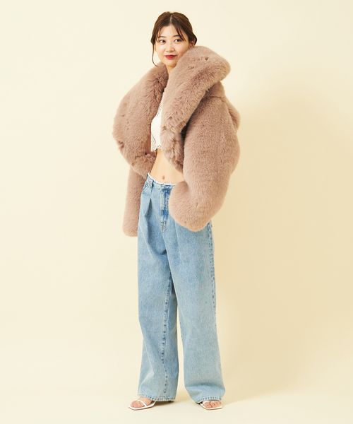 U by SPICK&SPAN（ユーバイスピックアンドスパン）の「フェイク