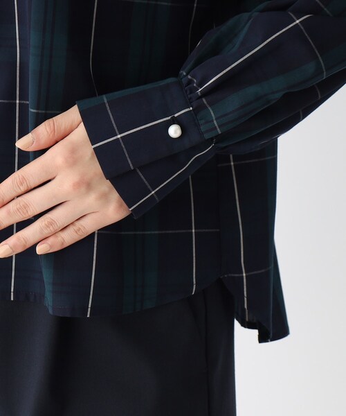 index（インデックス）の「◆コットンブロード スタンドフリルブラウス【WEB限定サイズ】（シャツ/ブラウス・レディース・ネイビー/ホワイト系/ホワイト系その他3/ネイビー系5・40/38/36/42）」の19枚目の写真