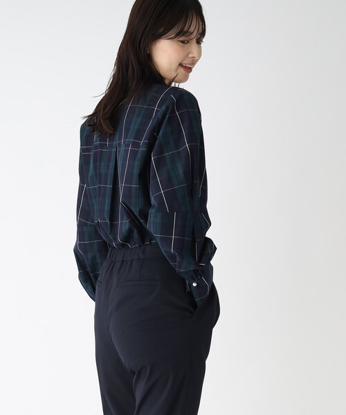 index（インデックス）の「◆コットンブロード スタンドフリルブラウス【WEB限定サイズ】（シャツ/ブラウス・レディース・ネイビー/ホワイト系/ホワイト系その他3/ネイビー系5・40/38/36/42）」の7枚目の写真