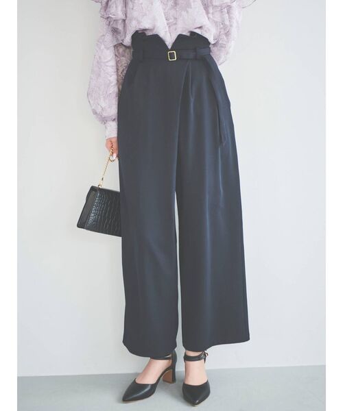 dazzlin(ダズリン)の「ラップデザインワイドパンツ(その他パンツ・レディース・イエロー/ネイビー/ベージュ・SMALL/MEDIUM)」の3枚目の写真