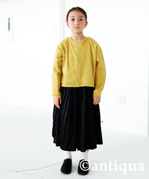 antiqua(アンティカ)の「前後2wayリブカーディガン(カーディガン/ボレロ・キッズ・マスタード/グリーン/ベージュ/ブラック・110/120/130/140/150/160)」の22枚目の写真