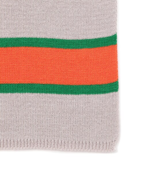 AVIREX(アヴィレックス)の「COLLEGE LOGO MUFFLER / カレッジ ロゴ マフラー / AVIREX / アヴィレックス(ストール/ショール・メンズ・ブラック/ネイビー/グレー・F)」の4枚目の写真