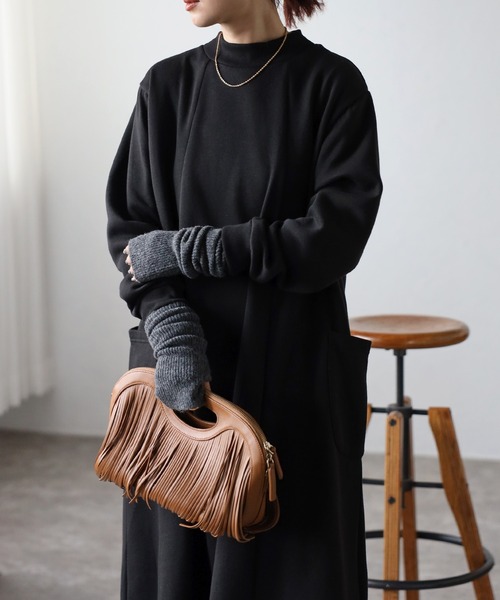 Fizz（フィズ）の「【Fizz/フィズ】　裏シャギーポケ付きハイネックワンピース（ワンピース・レディース・ダークグリーン/ブラック/グレイッシュベージュ/アイボリー・M）」の7枚目の写真