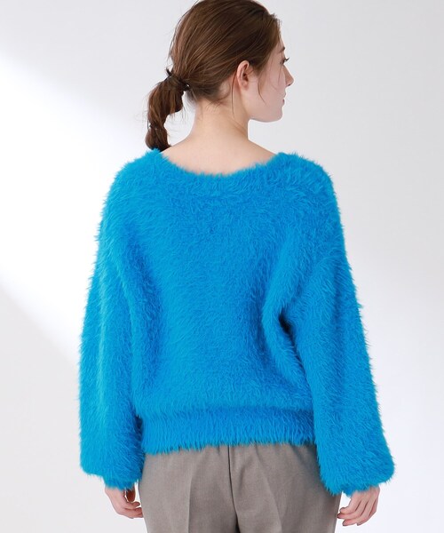 THE SHOP TK （ザ ショップ ティーケー ）の「◆【ふわふわ/シャギー】フェザーヤーンVネックニット（ニット/セーター・レディース・オレンジ/オフホワイト/ブルー・12）」の8枚目の写真