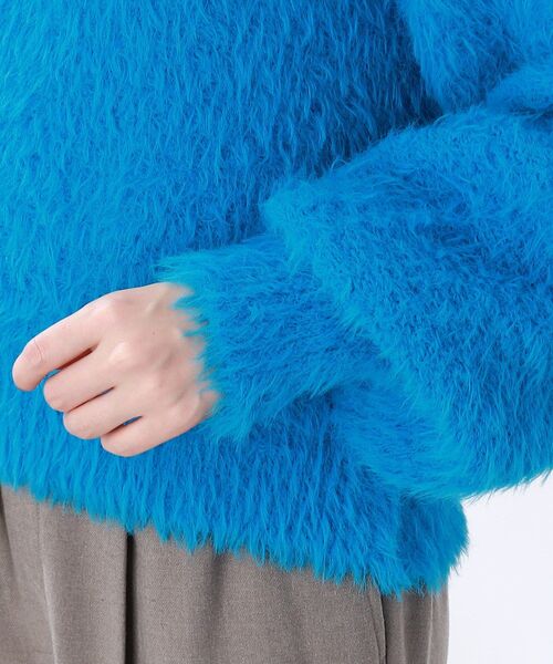 THE SHOP TK （ザ ショップ ティーケー ）の「◆【ふわふわ/シャギー】フェザーヤーンVネックニット（ニット/セーター・レディース・オレンジ/オフホワイト/ブルー・12）」の10枚目の写真