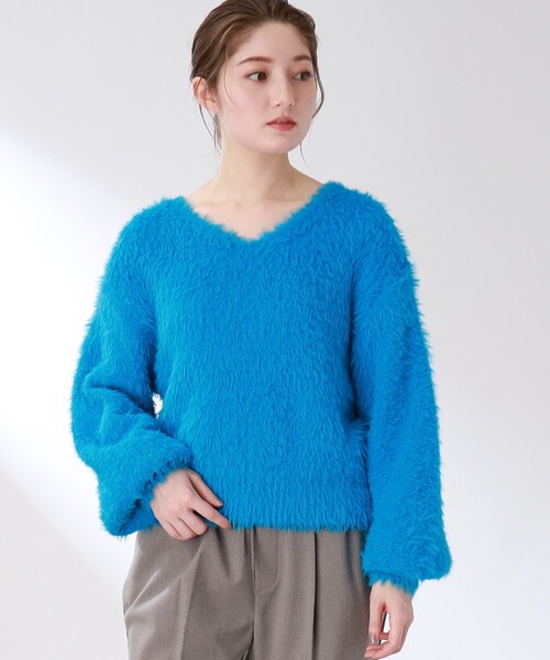 THE SHOP TK （ザ ショップ ティーケー ）の「◆【ふわふわ/シャギー】フェザーヤーンVネックニット（ニット/セーター・レディース・オレンジ/オフホワイト/ブルー・12）」の22枚目の写真