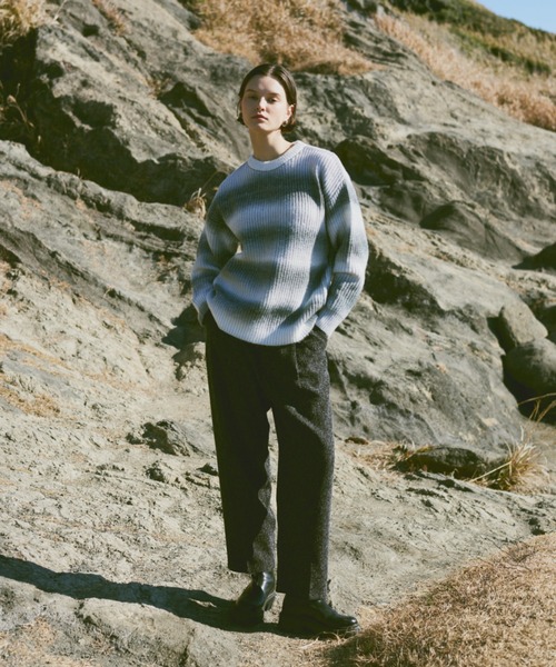 Happy John(ハッピージョン)の「gradation knit tops/グラデーションニットトップス(ニット/セーター・レディース・ブルー/ブラック/イエロー・FREE)」の4枚目の写真