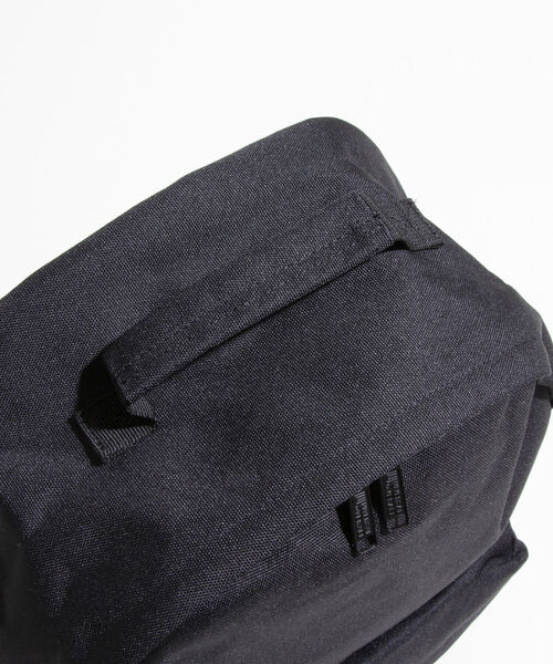 UNIVERSAL OVERALL（ユニバーサルオーバーオール）の「【UNIVERSAL OVERALL/ユニバーサルオーバーオール】DAILY PACK デイパック（バックパック/リュック・メンズ・ブルー/ブラック/チャコールグレー・FREE）」の12枚目の写真