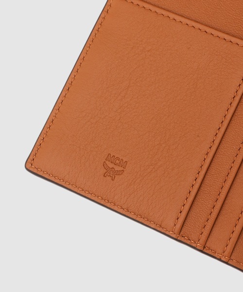 MCM(エムシーエム)の「Lunar New Year トラベルウォレット - ヴィセトス(その他小物・メンズ・ブラウン・ONE SIZE)」の6枚目の写真