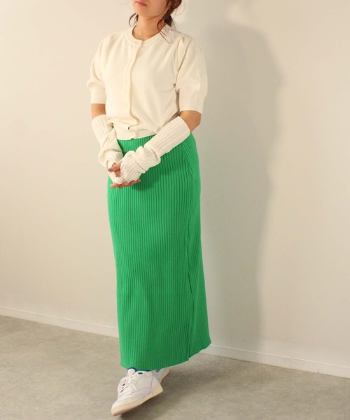 toucher du brise(トゥシェドブリーズ)の「12G ロング ナロー スカート(スカート・レディース・ブラック/グリーン/ピンク/ベージュ・M)」の17枚目の写真