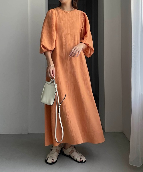 CAPRICIEUX LE'MAGE（カプリシューレマージュ）の「エンボスパフワンピース（ワンピース・レディース・ブラック/オレンジ/ホワイト・FREE）」の20枚目の写真