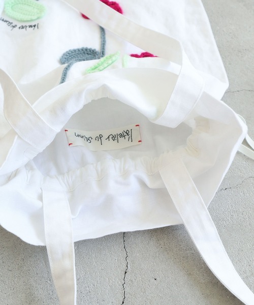 l'atelier du savon（アトリエドサボン）の「かぎ針刺繍　ブーケのような巾着バッグ（ハンドバッグ・レディース・ブルー/ブラック/ホワイト・FREE）」の19枚目の写真