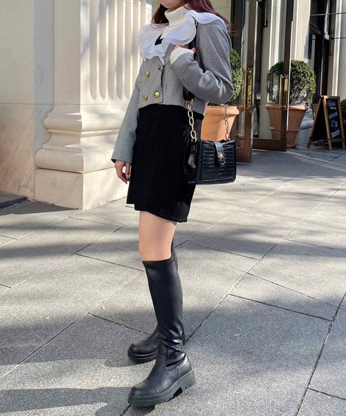 one after another NICE CLAUP（ワンアフターアナザーナイスクラップ）の「コーディネートのアクセントになる。クロコショルダーバック（ショルダーバッグ・レディース・アイボリー/ブラック・FREE）」の11枚目の写真