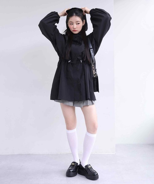 one after another NICE CLAUP（ワンアフターアナザーナイスクラップ）の「コーディネートのアクセントになる。クロコショルダーバック（ショルダーバッグ・レディース・アイボリー/ブラック・FREE）」の18枚目の写真