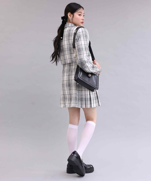 one after another NICE CLAUP（ワンアフターアナザーナイスクラップ）の「コーディネートのアクセントになる。クロコショルダーバック（ショルダーバッグ・レディース・アイボリー/ブラック・FREE）」の15枚目の写真