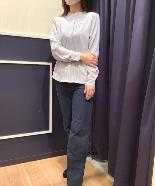 TOKYO SHIRTS（トウキョウシャツ）の「ピンタックビジュー釦 長袖ブラウス（シャツ/ブラウス・レディース・ライトグレー/ライトグリーン・L/M）」の19枚目の写真