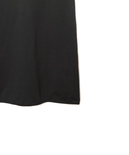 AMERICAN RAG CIE（アメリカンラグシー）の「2wayスリットロングワンピース（ワンピース・レディース・レッド/チャコール/グレイッシュベージュ・FREE）」の19枚目の写真