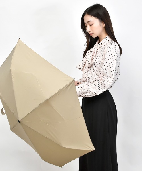 Waterfront（ウォーターフロント）の「折傘　クイックシャット（折りたたみ傘・レディース・サンドベージュ/テラコッタ/アクア/ダークネイビー/グレイッシュブルー/ブラック/ヘザーグレー/ネイビー/ライトピンク・FREE）」の10枚目の写真