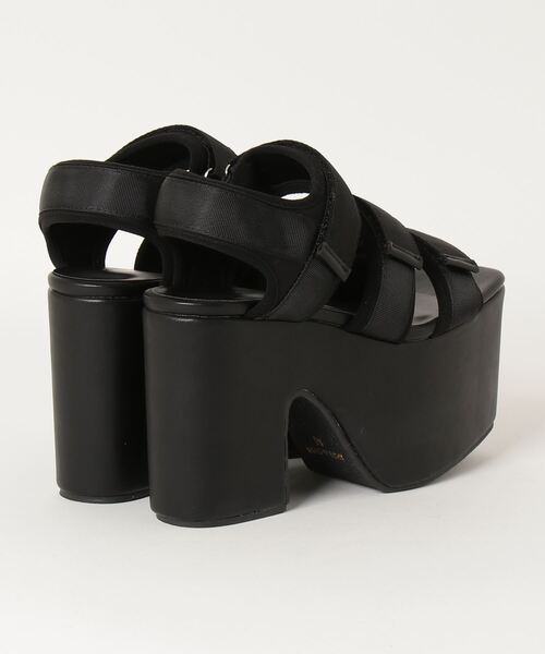 WEGO（ウィゴー）の「WEGO/ボリュームヒールベルトサンダル（サンダル・レディース・ブラック・LARGE/MEDIUM）」の2枚目の写真