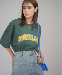 Auntie Rosa（アンティローザ）の「【Shoowtime】オーバーサイズ クラック カレッジロゴ Tシャツ（Tシャツ/カットソー）」