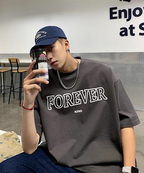 ILL'S(イルズ)の「韓国ストリート ビッグシルエット プリントアソートTシャツ カットソー ユニセックス(Tシャツ/カットソー・メンズ・ブルー/ホワイト系/ブルー系その他2/ベージュ/ベージュ系その他3/ブルー系/ブラック系その他/ブラック系1/ブラック系その他6/グレー系/ブラック系/ブラウン系その他3/ホワイト系その他4/オレンジ系その他5/ベージュ系/グレー系1/ブラック/ホワイト系その他5/ホワイト/ブラック系その他7/ホワイト系1/ブラック系その他5/ブラック系その他4/ホワイト系その他/ブラック系その他3/ブラック系その他2/ホワイト系その他6/ホワイト系その他2/ベージュ系その他/ホワイト系その他7/グレー系その他7/ブラウン系3・M/L)」の21枚目の写真