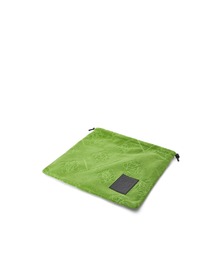 LOEWE（ロエベ）の「ドローストリングポーチ（コットンタオ