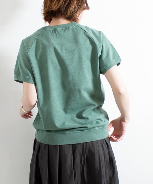 ALL ORDINARIES（オールオーディナリーズ）の「ピグメント染め H.C.N.Y. ラグラン半袖Tシャツ（Tシャツ/カットソー・レディース・グリーン/グレー/ピンク/アイボリー・S/M/L/XL）」の15枚目の写真