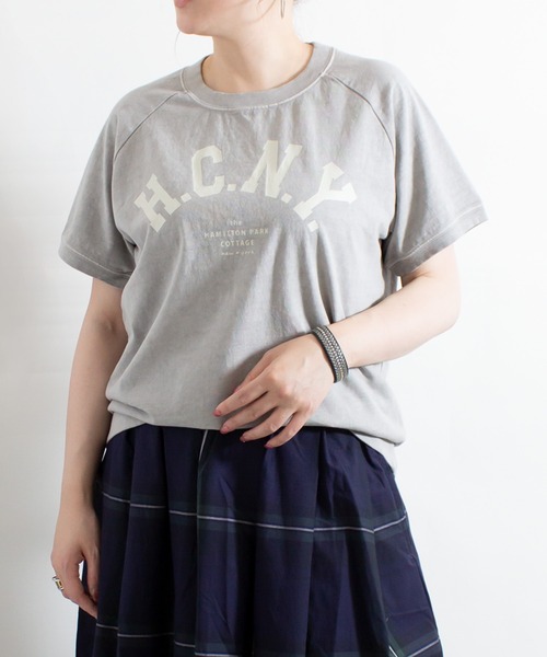ALL ORDINARIES（オールオーディナリーズ）の「ピグメント染め H.C.N.Y. ラグラン半袖Tシャツ（Tシャツ/カットソー・レディース・グリーン/グレー/ピンク/アイボリー・S/M/L/XL）」の11枚目の写真