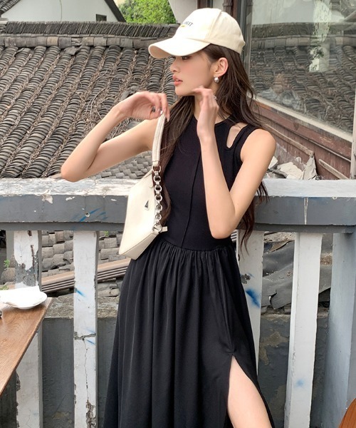 N.s(エヌドットエス)の「カットアウトロングワンピース(ワンピース・レディース・ブラック・S/M/L)」の7枚目の写真
