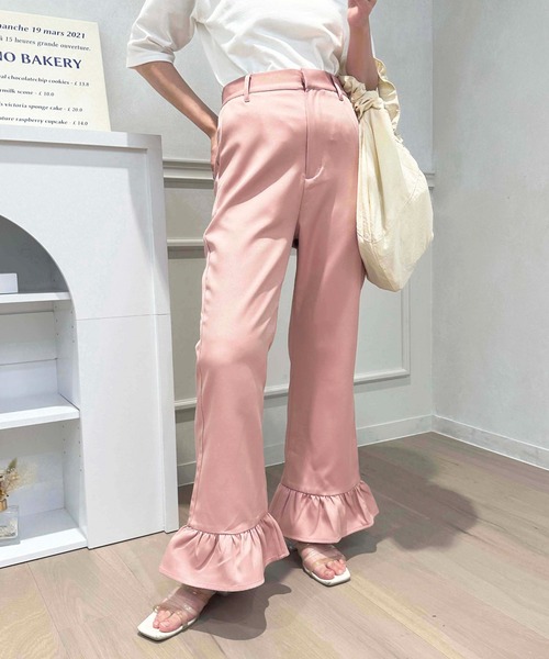 apres jour（アプレジュール）の「アソート裾フリルパンツ【ZOZOTOWN限定アイテム】（その他パンツ・レディース・ブラック/ホワイト系その他/ブラック系その他/ピンクベージュ・SMALL/X-LARGE/MEDIUM）」の11枚目の写真