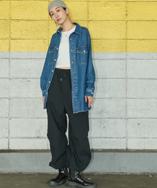 Auntie Rosa Holiday（アンティローザホリデー）の「デニムオーバーサイズシャツ（シャツ/ブラウス・レディース・ワンウォッシュ/ブルー・FREE）」の14枚目の写真
