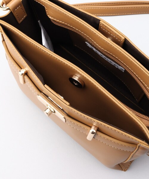 THE SHOP TK （ザ ショップ ティーケー ）の「◆ベルテッドショルダーバッグ（ショルダーバッグ・レディース・キャメル/ブラック/アイボリー/サンドベージュ/ワインレッド・00）」の12枚目の写真