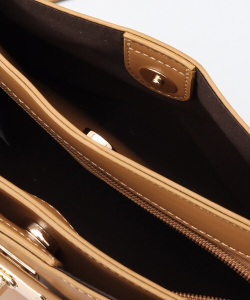 THE SHOP TK （ザ ショップ ティーケー ）の「◆ベルテッドショルダーバッグ（ショルダーバッグ・レディース・キャメル/ブラック/アイボリー/サンドベージュ/ワインレッド・00）」の14枚目の写真