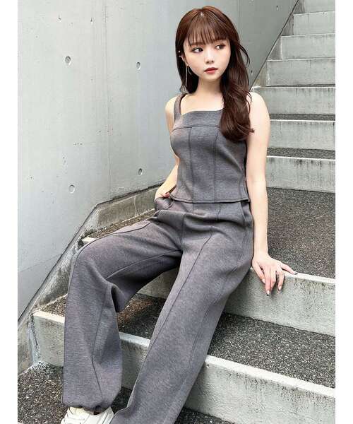 RESEXXY（リゼクシー）の「スウェットコルセットトップス【セットアップ着用可能】（スウェット・レディース・チャコールグレー/アイボリー/ブラック・FREE）」の14枚目の写真