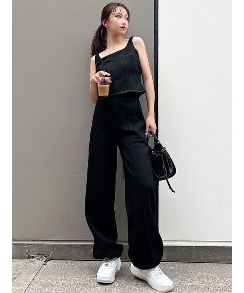 RESEXXY（リゼクシー）の「スウェットコルセットトップス【セットアップ着用可能】（スウェット・レディース・チャコールグレー/アイボリー/ブラック・FREE）」の21枚目の写真